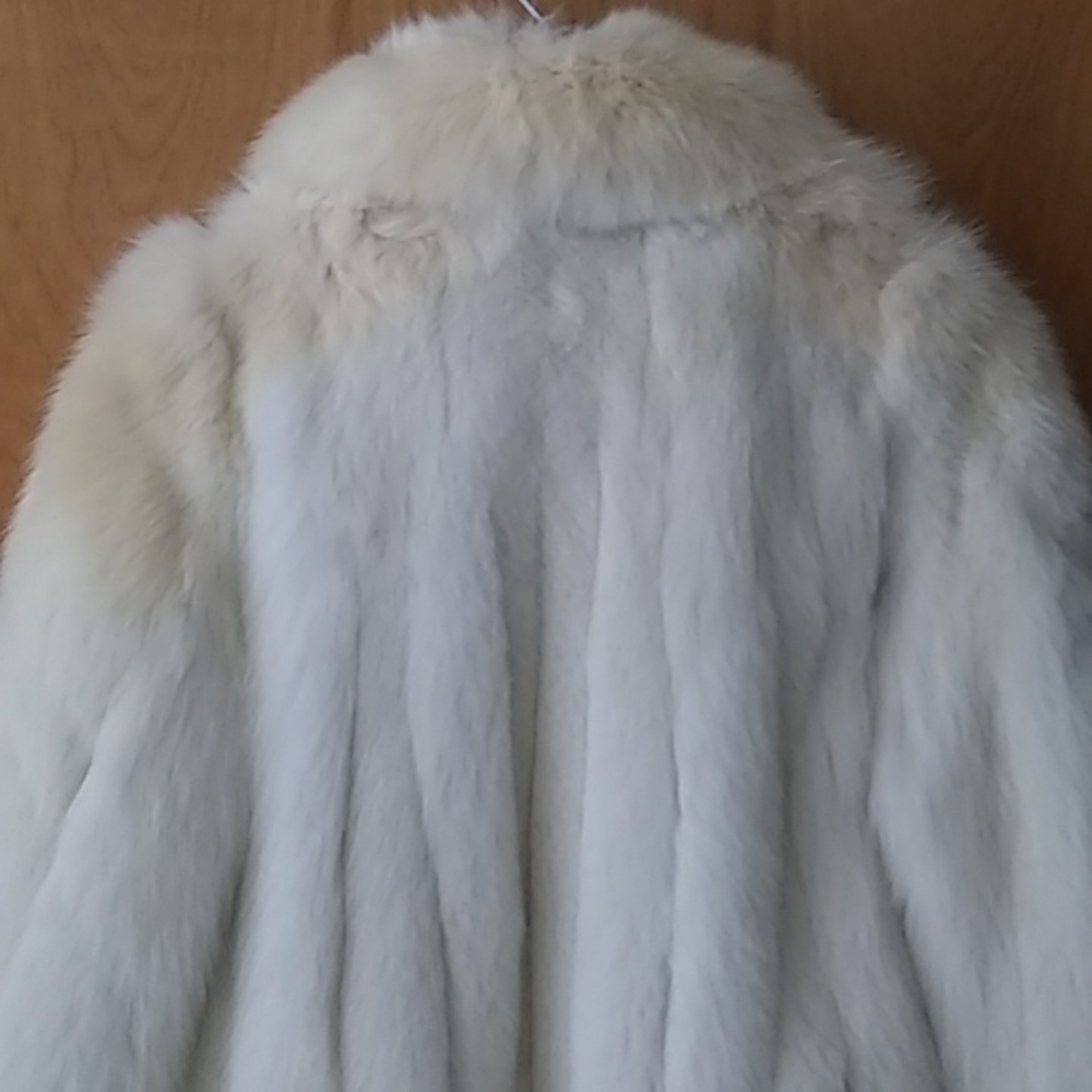 🆕white fox fur - Picture 7 of 11